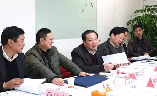 荊門市委常委、常務副市長胡功民率隊赴上?？疾?，與我司簽訂委托招商引資戰略合作協議